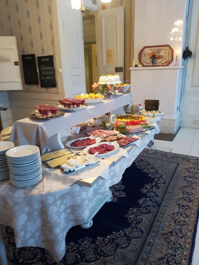 Husby Saeteri Hotel Söderköping Buitenkant foto